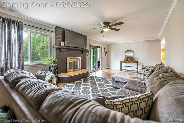 222 Bain Drive, Howell, MI 48855