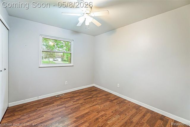 222 Bain Drive, Howell, MI 48855