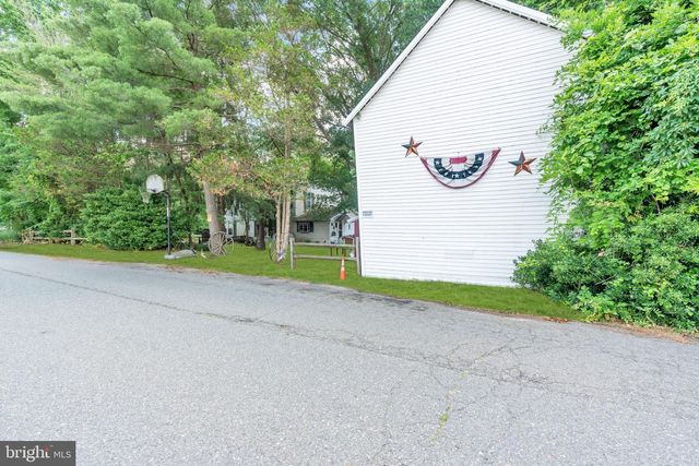 227 BRYNMORE RD, New Egypt, NJ 08533