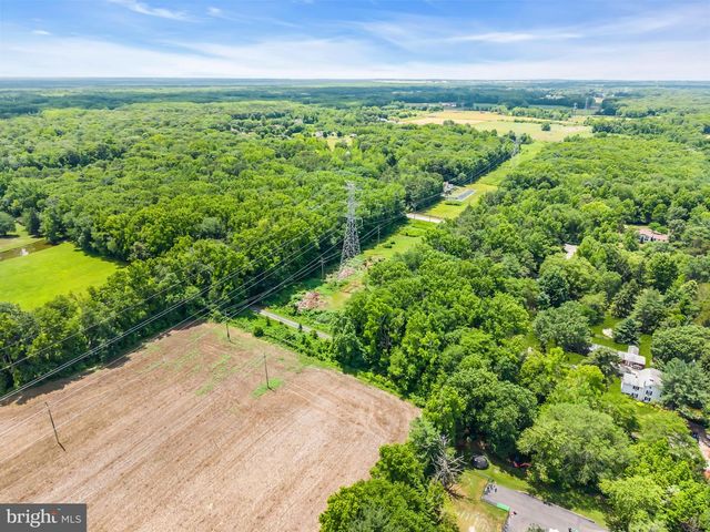 227 BRYNMORE RD, New Egypt, NJ 08533