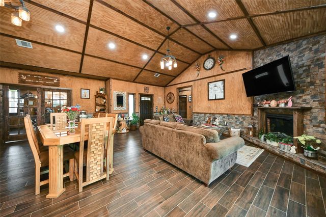 2217 Hartwell Road, Pattison, TX 77423