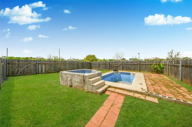 2217 Hartwell Road, Pattison, TX 77423