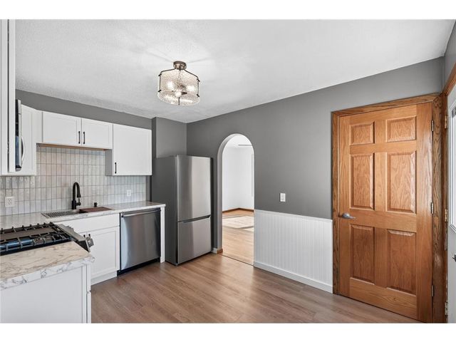 9 Park Drive, Circle Pines, MN 55014