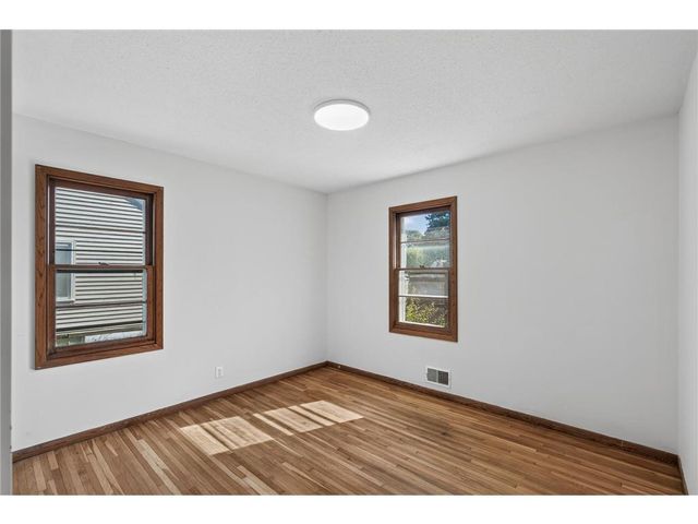 9 Park Drive, Circle Pines, MN 55014