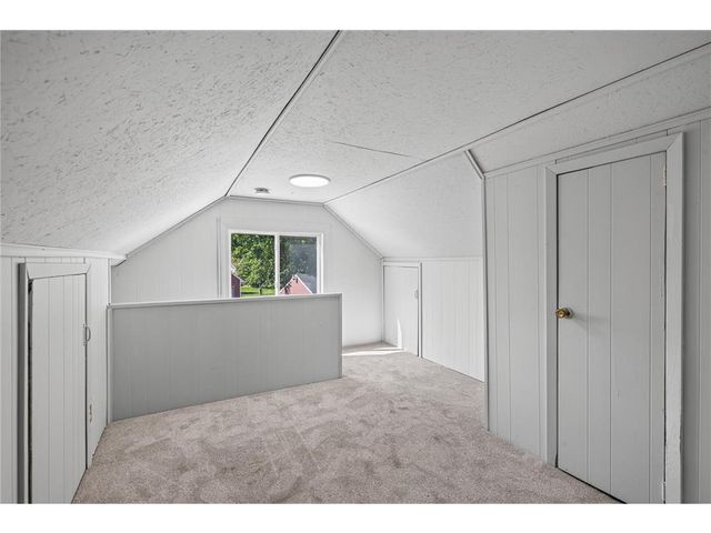 9 Park Drive, Circle Pines, MN 55014