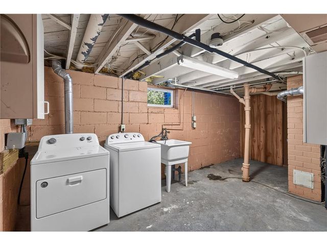 9 Park Drive, Circle Pines, MN 55014