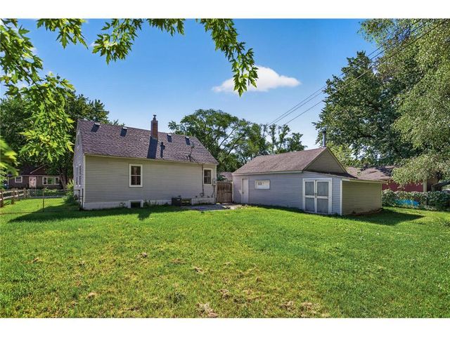 9 Park Drive, Circle Pines, MN 55014