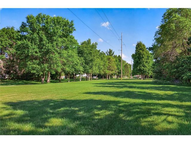 9 Park Drive, Circle Pines, MN 55014