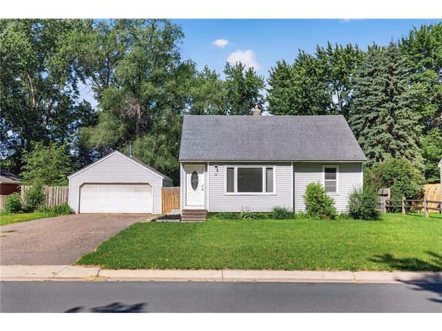 9 Park Drive, Circle Pines, MN 55014