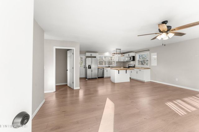 53 Takesa Drive, Crossville, TN 38555