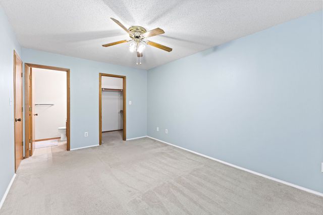 8601 Alpine Drive D, Urbandale, IA 50322
