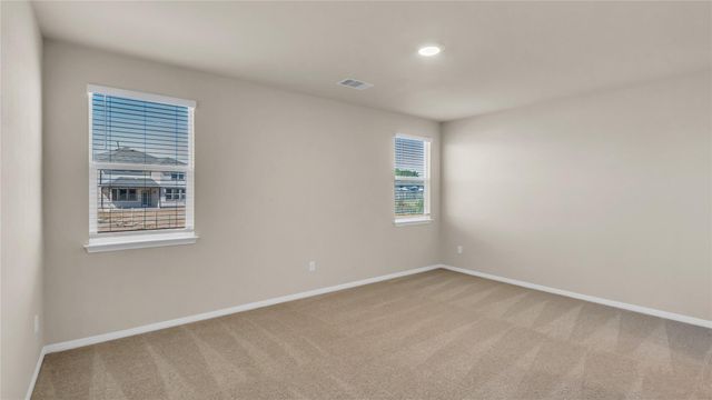 204 Inks LN, Kyle, TX 78640