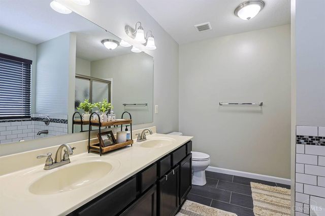 1539 Sefton Drive, Harrison, OH 45030