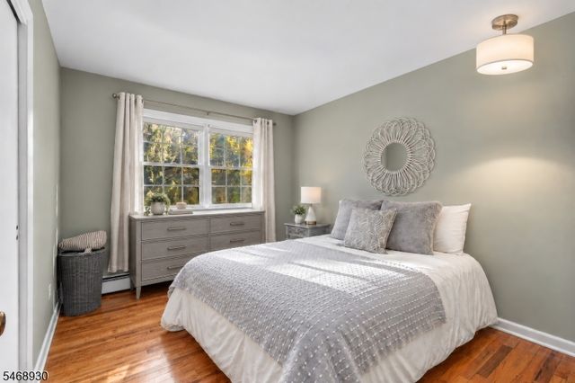 88 Old Farmers Rd, Washington Twp., NJ 07853
