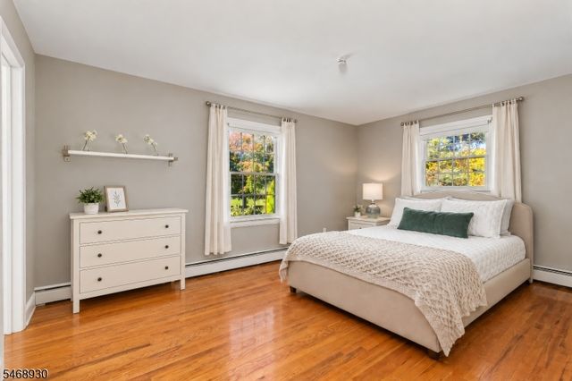 88 Old Farmers Rd, Washington Twp., NJ 07853