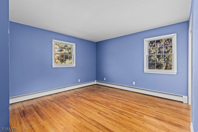 88 Old Farmers Rd, Washington Twp., NJ 07853