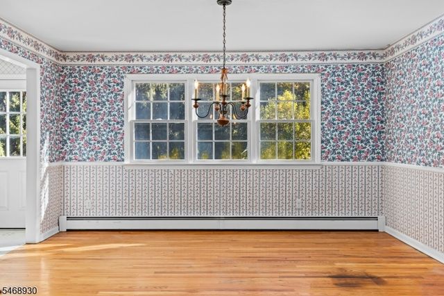 88 Old Farmers Rd, Washington Twp., NJ 07853
