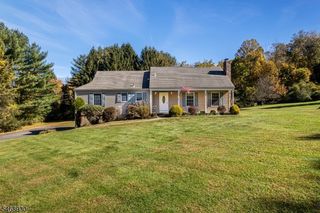 88 Old Farmers Rd, Washington Twp., NJ 07853