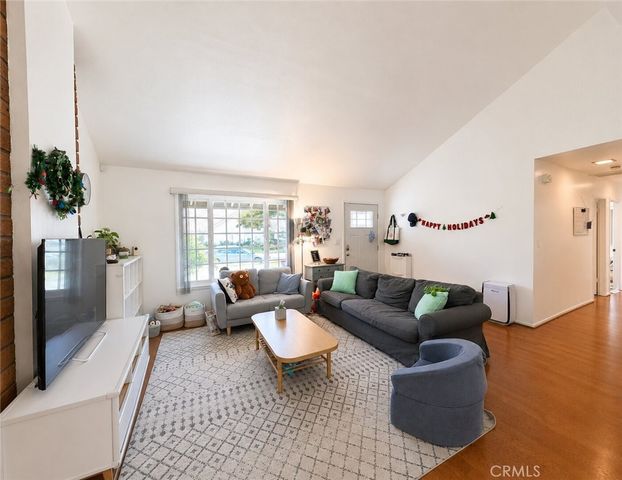 13157 Rose St, Cerritos, CA 90703