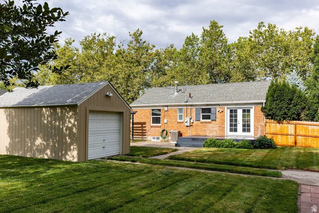 3085 S CRESCENT DR, Millcreek, UT 84106