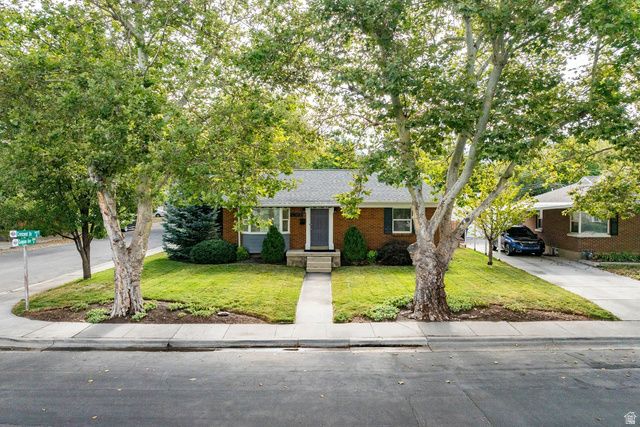 3085 S CRESCENT DR, Millcreek, UT 84106