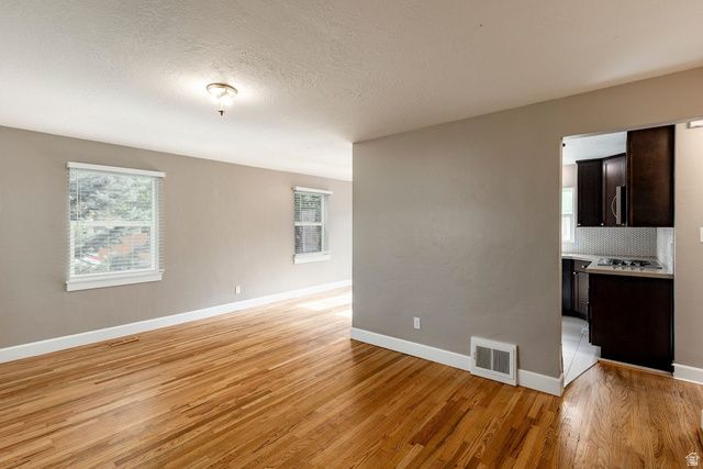 3085 S CRESCENT DR, Millcreek, UT 84106