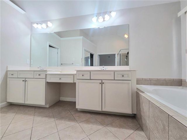 3792 Suwanee Mill Drive Drive, Buford, GA 30518