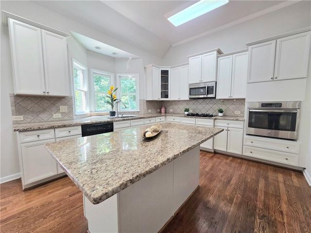 3792 Suwanee Mill Drive Drive, Buford, GA 30518