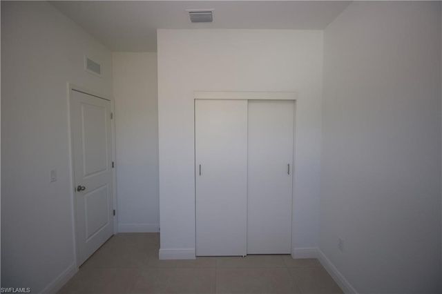 1262 MILWAUKEE BLVD # 1262, Lehigh Acres, FL 33974