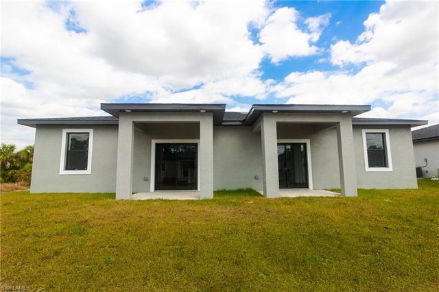 1262 MILWAUKEE BLVD # 1262, Lehigh Acres, FL 33974