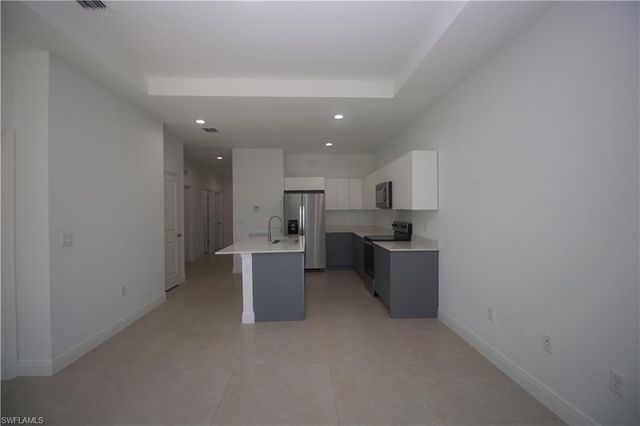 1262 MILWAUKEE BLVD # 1262, Lehigh Acres, FL 33974