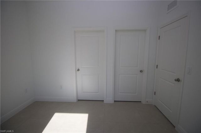 1262 MILWAUKEE BLVD # 1262, Lehigh Acres, FL 33974