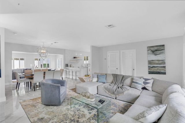 3025 Center Avenue, Fort Lauderdale, FL 33308