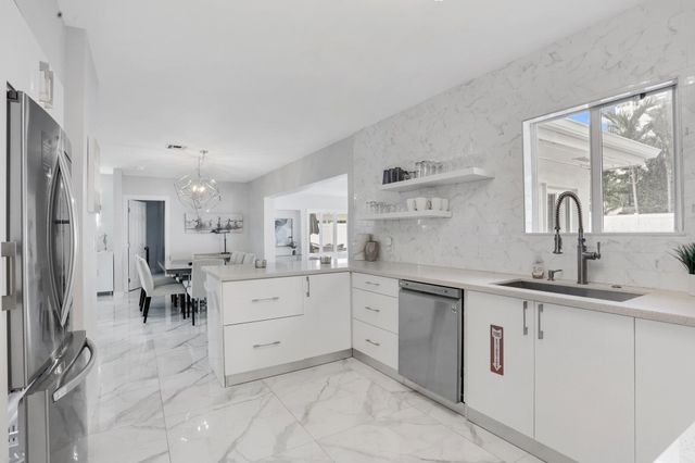 3025 Center Avenue, Fort Lauderdale, FL 33308