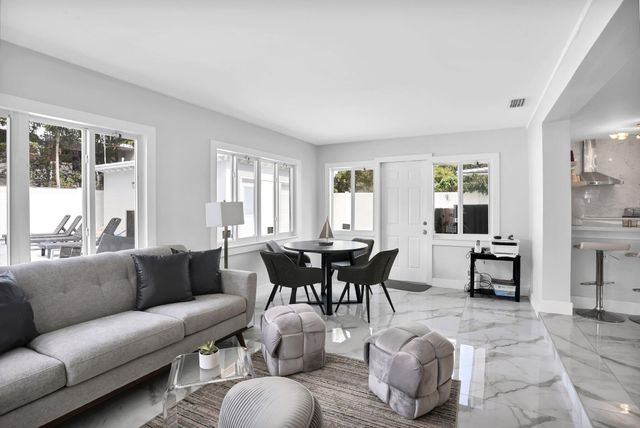 3025 Center Avenue, Fort Lauderdale, FL 33308