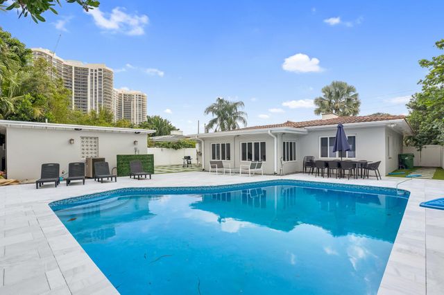 3025 Center Avenue, Fort Lauderdale, FL 33308