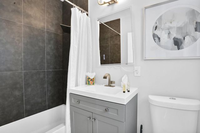 3025 Center Avenue, Fort Lauderdale, FL 33308