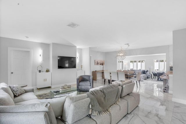 3025 Center Avenue, Fort Lauderdale, FL 33308