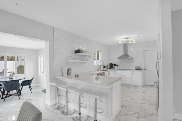 3025 Center Avenue, Fort Lauderdale, FL 33308