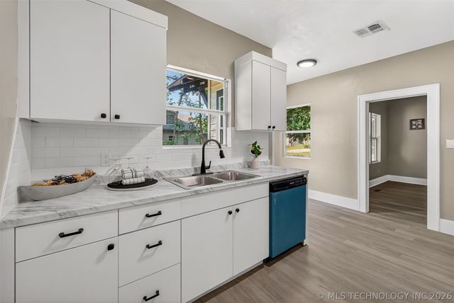 610 N Garfield Avenue, Sand Springs, OK 74063