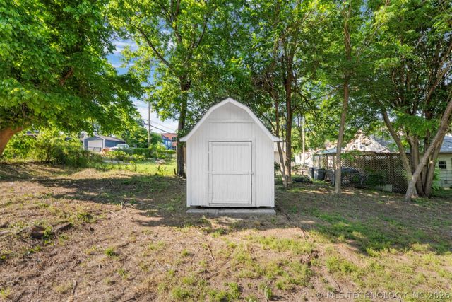 610 N Garfield Avenue, Sand Springs, OK 74063