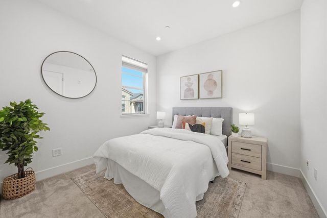 1208 San Ramon Avenue, Mountain View, CA 94043