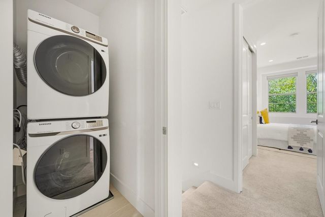 1208 San Ramon Avenue, Mountain View, CA 94043