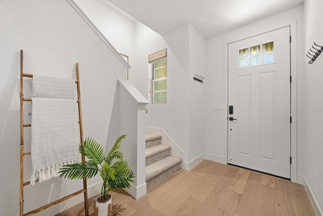 1208 San Ramon Avenue, Mountain View, CA 94043