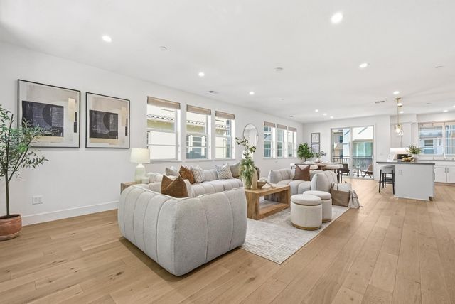 1208 San Ramon Avenue, Mountain View, CA 94043