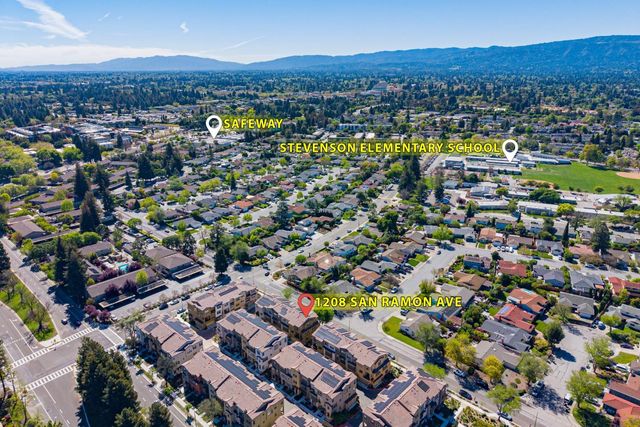 1208 San Ramon Avenue, Mountain View, CA 94043