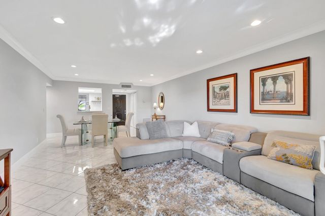 14823 Cumberland Drive 202, Delray Beach, FL 33446