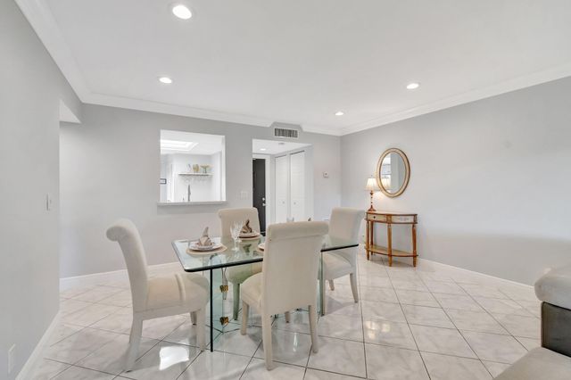 14823 Cumberland Drive 202, Delray Beach, FL 33446