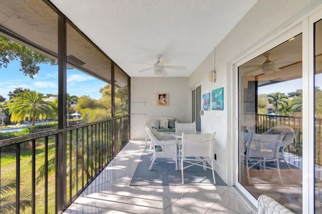 14823 Cumberland Drive 202, Delray Beach, FL 33446