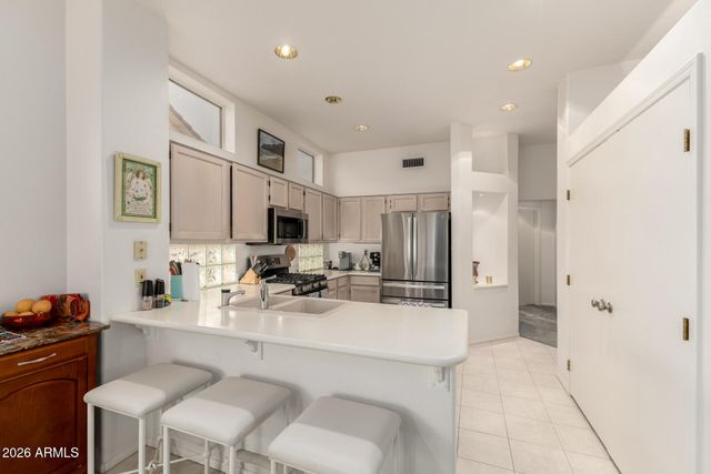 15206 W SKY HAWK Drive, Sun City West, AZ 85375